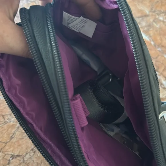 Baggalini with belt loops - Picture 4 of 4